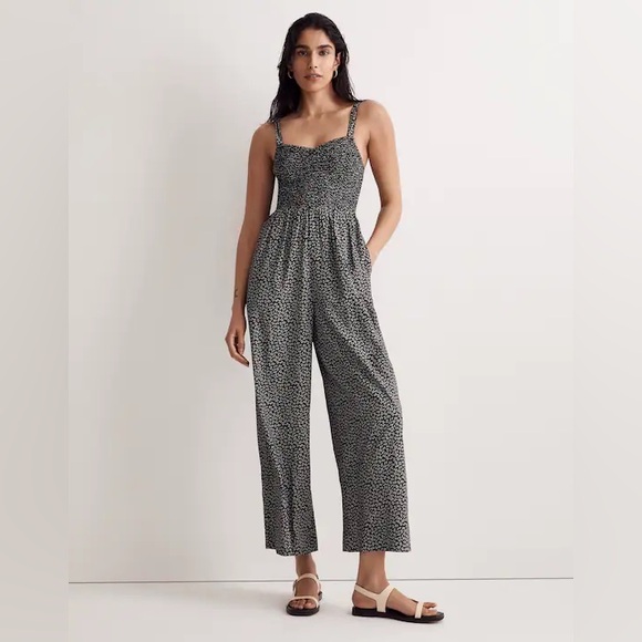 Madewell Pants - Madewell True Black Lucie Wide-Leg Jumpsuit in Micro Daisy size XS